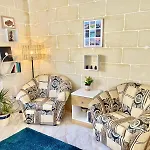Stunning Spacious With Garden Terrace Gozo Daire Sannat
