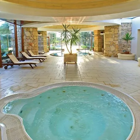 Stunning Spacious With Garden Terrace Gozo