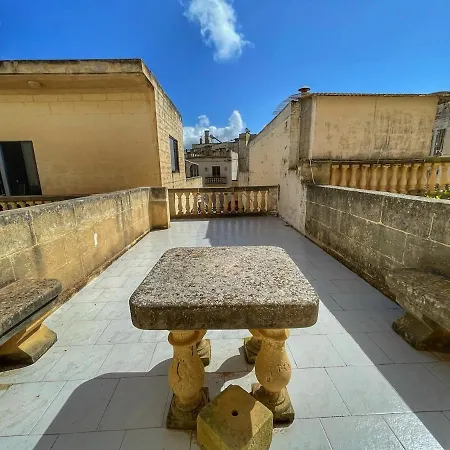 Stunning Spacious With Garden Terrace Gozo Apartment