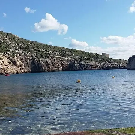 Appartement Stunning Spacious With Garden Terrace Gozo