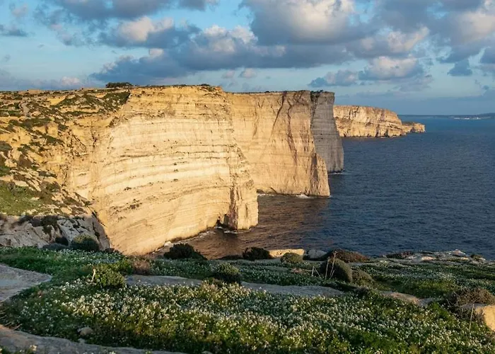 Stunning Spacious With Garden Terrace Gozo سانّات