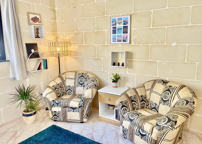Stunning Spacious With Garden Terrace Gozo شقة سانّات